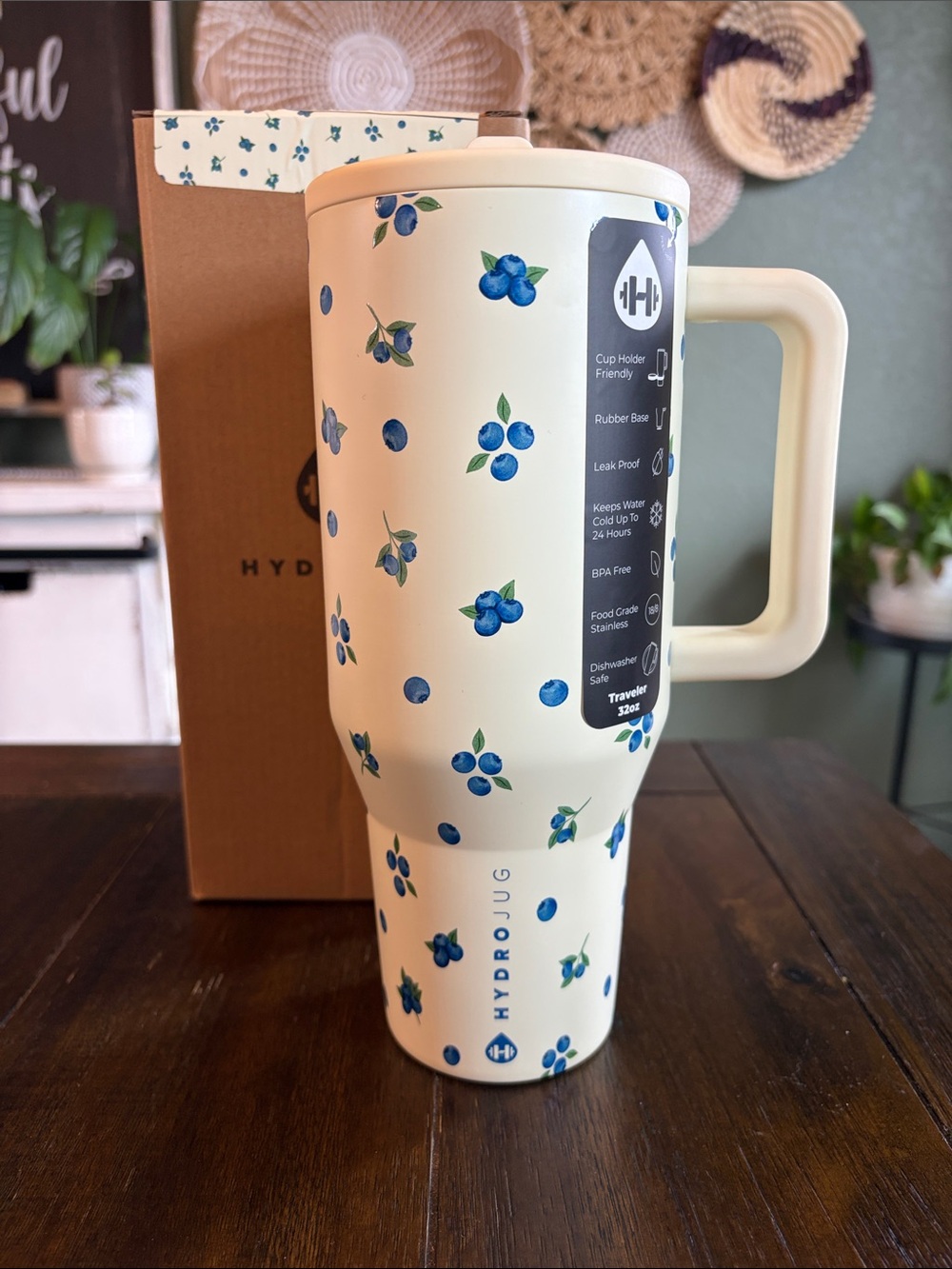 Hydrojug Traveler (32oz) FRESHLY PICK'D! New!